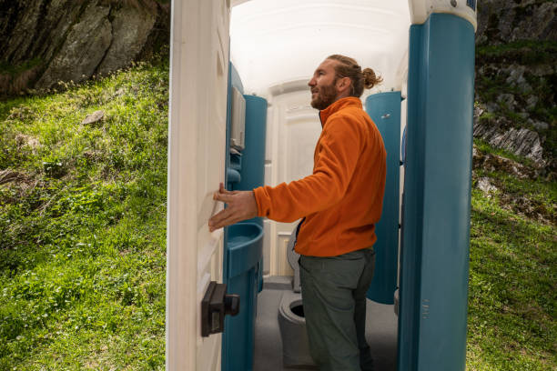 Best Luxury portable toilet rental  in Venice, FL